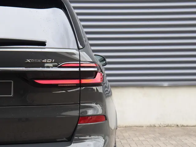 BMW X7 xDrive40i 2026 Benzine 45