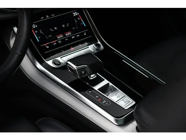 Audi Q7 55 TFSI e quattro S-Line 2021 Hybride Benzine 61