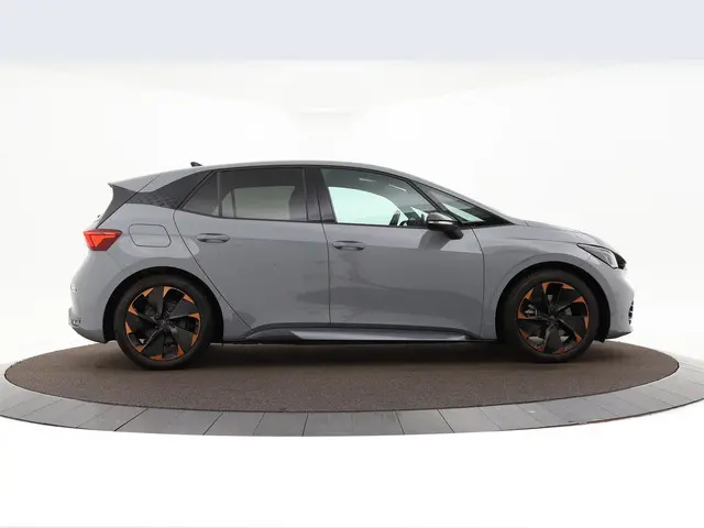 CUPRA Born Adrenaline One 204pk 62 kWh 2022 Elektrisch 22