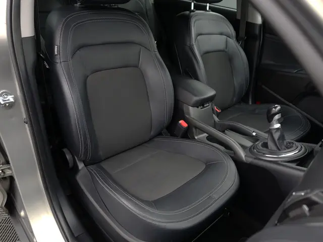 Kia Sportage 1.6 GDI X-ecutive Plus Pack- 2012 Benzine 3