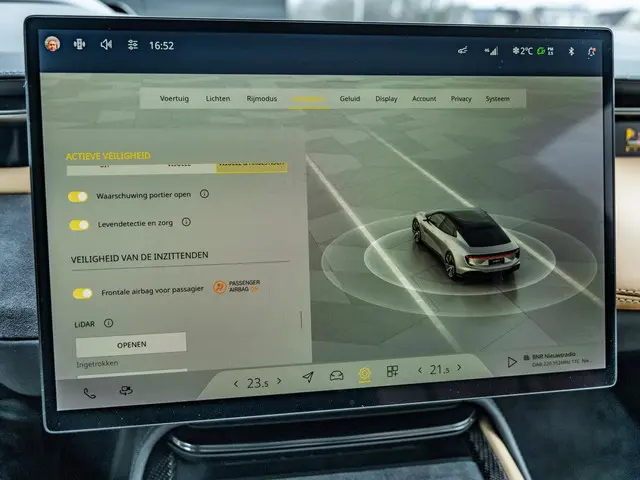 Lotus Emeya S 102 kWh 2026 Elektrisch 69