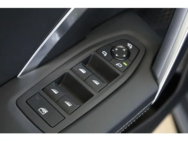 BMW iX1 xDrive30 2024 Elektrisch 24