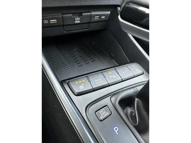 Hyundai Bayon 1.0 T-GDI Premium 2022 Benzine 26