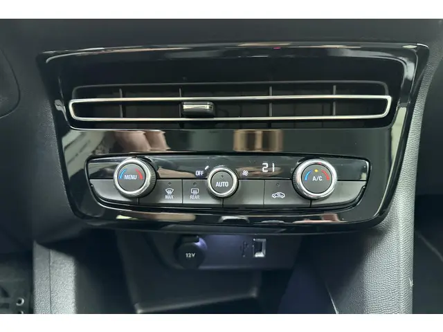 Opel Mokka 1.2 Turbo Elegance 2022 Benzine 23