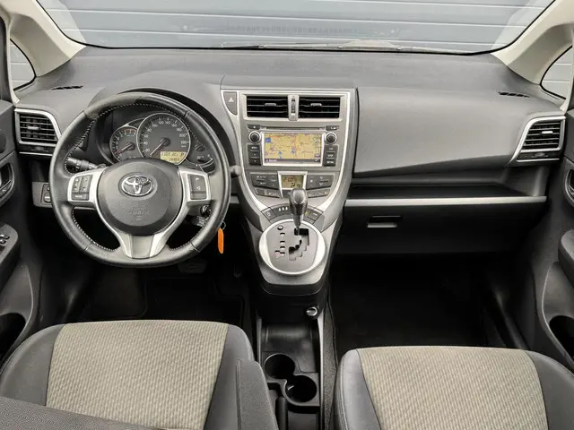 Toyota Verso-S 1.3 VVT-I ASPIRATION 2014 Benzine 7