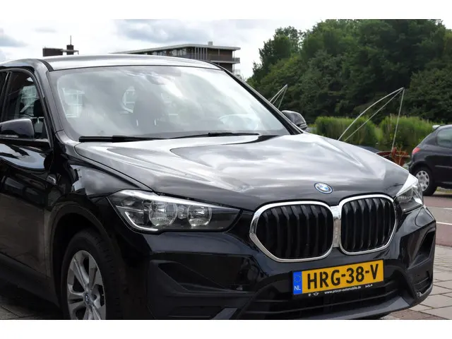 BMW X1 XDrive25e 2021 Hybride Benzine 11