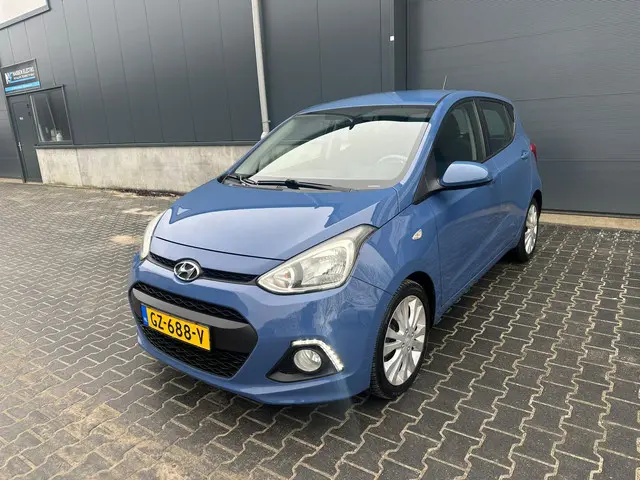 Hyundai i10 1.0i i-Motion Comfort 2014 Benzine 2