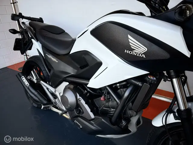 Honda NC 750 750X DCT C-ABS 2015 Benzine