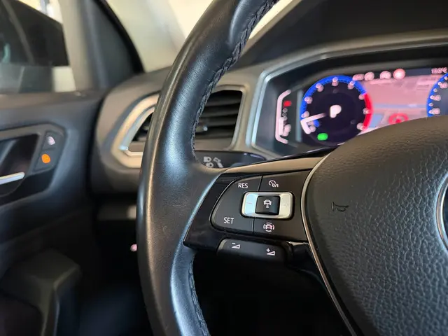 Volkswagen T-Roc 1.5 TSI Sport Business R 2020 Benzine 16