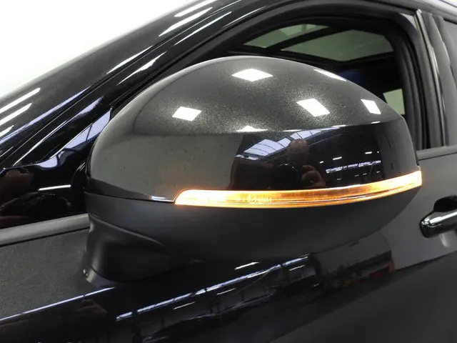 Lynk & Co 01 1.5 PHEV BlackLine 2023 Hybride Benzine 41