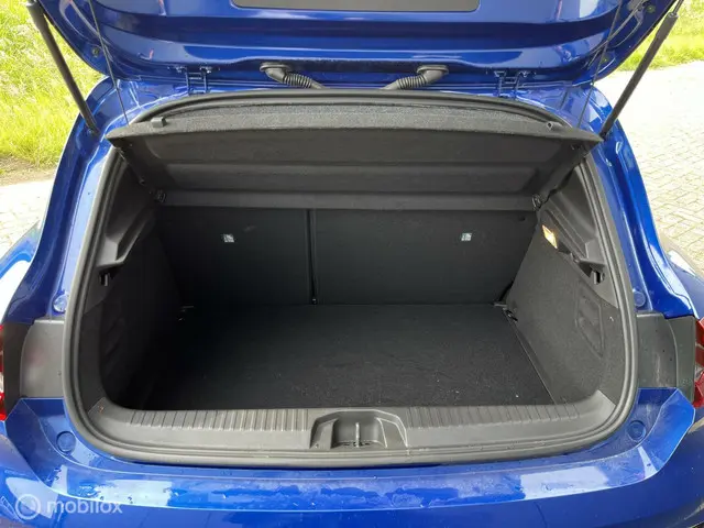 Mitsubishi Colt 1.0T MT Intense+ 2025 Benzine 6