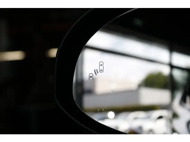 Toyota C-HR 1.8 Hybrid Style 2021 Hybride Benzine 10