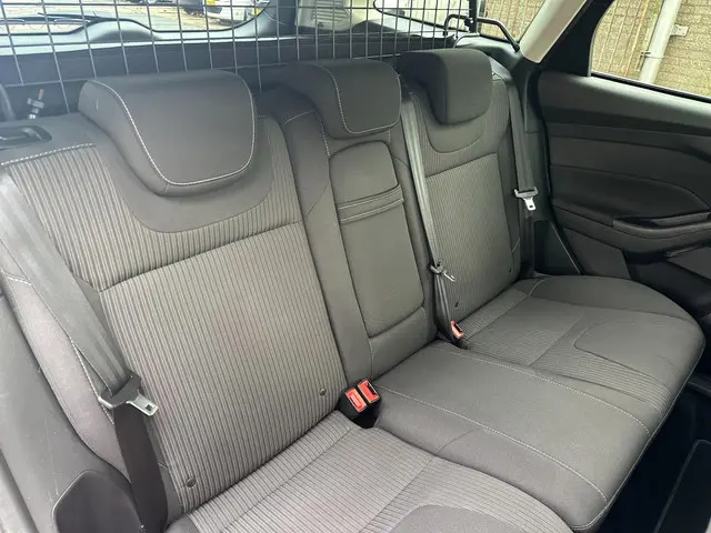 Ford Focus Wagon 1.0 EcoBoost Titanium 2013 Benzine 45