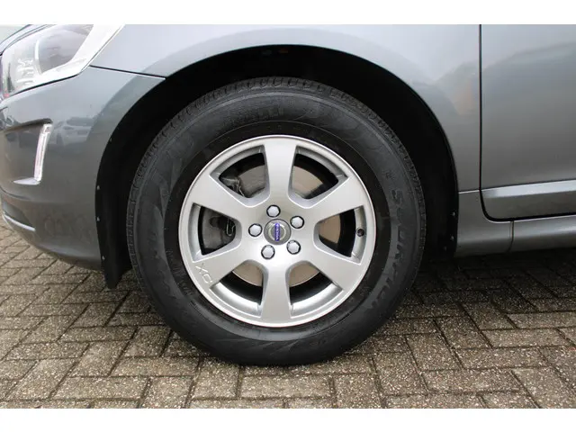Volvo XC60 2.0 T5 FWD Nordic+ 2016 Benzine 27