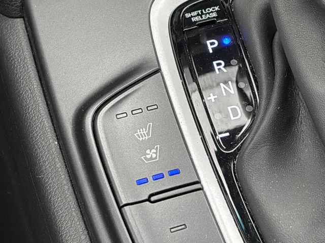 Hyundai Kona 1.6 GDI HEV Premium 2019 Hybride Benzine 12