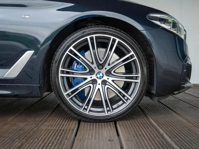BMW 5 Serie Sedan 540i xDrive 2019 Benzine 6