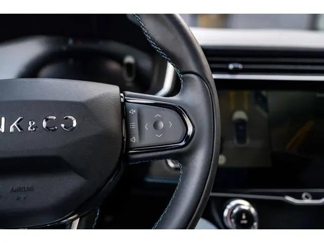 Lynk & Co 01 1.5|Pano|Car Play|360 Cam| 2023 Hybride Benzine 19
