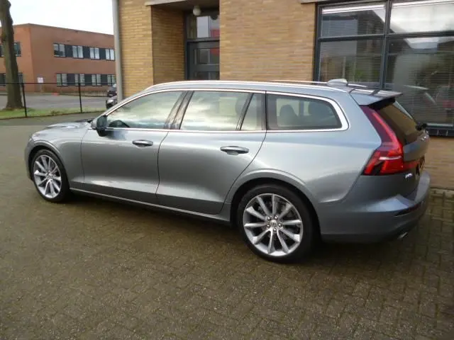 Volvo V60 2.0 T5 Momentum Automaat 2018 Benzine 14
