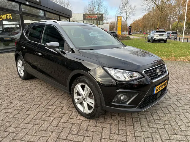 SEAT Arona 1.5 TSI EVO FR Business Intense 2019 Benzine 2