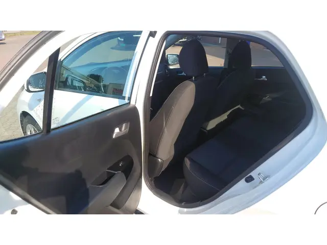 Kia Picanto 1.0 CVVT ComfortLine AC / NAVI 2017 Benzine 8