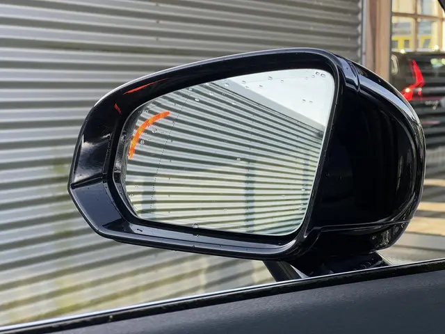 Volvo V90 2.0 T4 Business Luxury+ 2020 Benzine 23