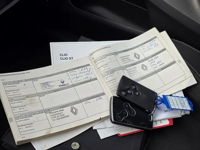 Renault Clio Estate 1.2 GT 2014 Benzine 25