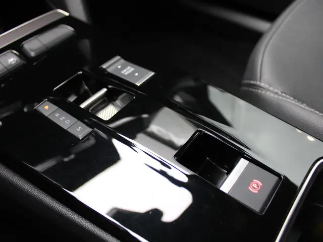 Opel Mokka 1.2 Turbo Business Elegance 2024 Benzine 22