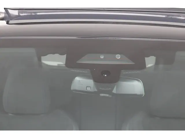 BMW X1 xDrive23i 2026 Benzine 32