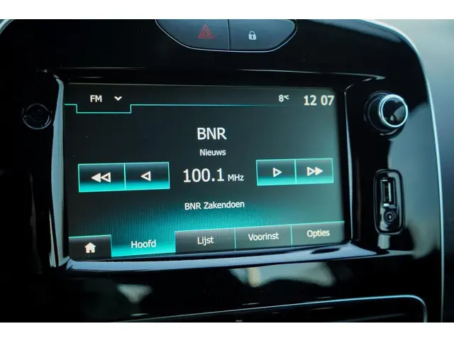 Renault Clio 0.9 TCe Intens 2019 Benzine 38