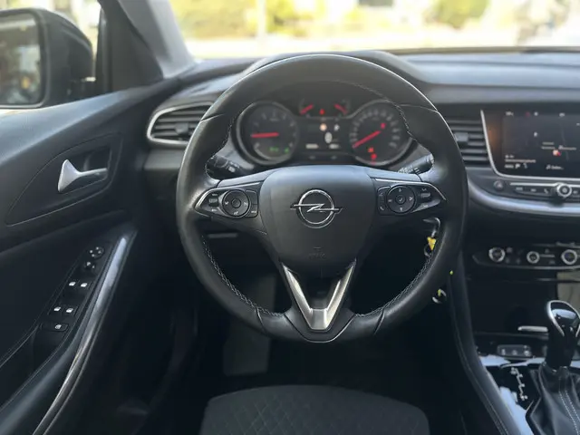 Opel Grandland X 3