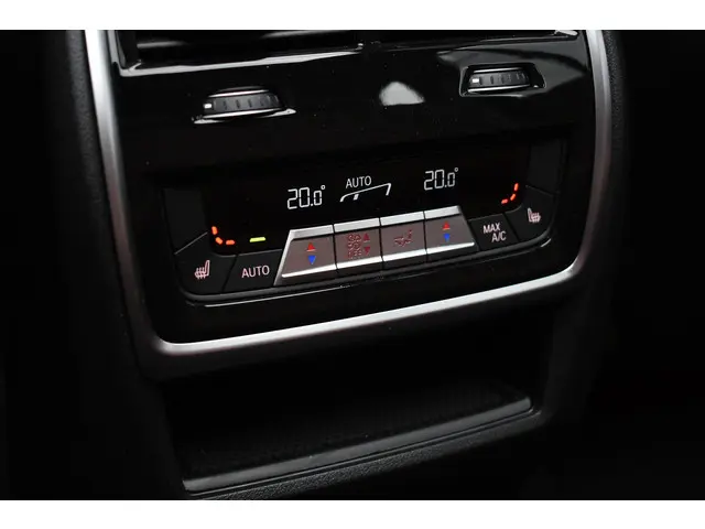 BMW X5 xDrive50e M-Sport Pro 2024 Hybride Benzine 28