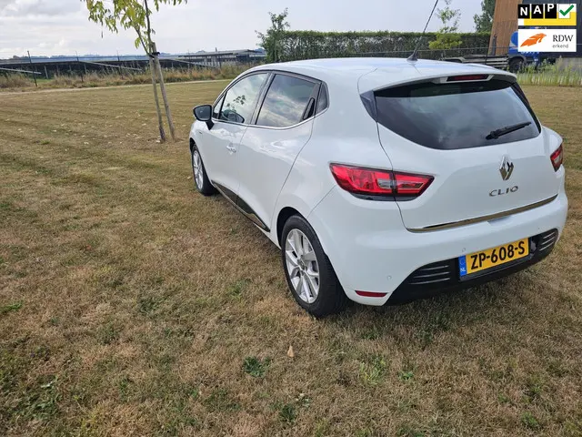 Renault Clio 0.9 TCe Limited 2019 Benzine