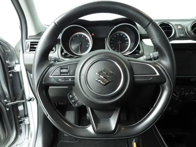 Suzuki Swift 1.2 Select 2020 Benzine 11
