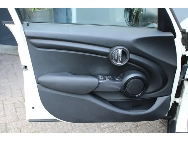 MINI One Mini 1.2 Business 2016 Benzine 19