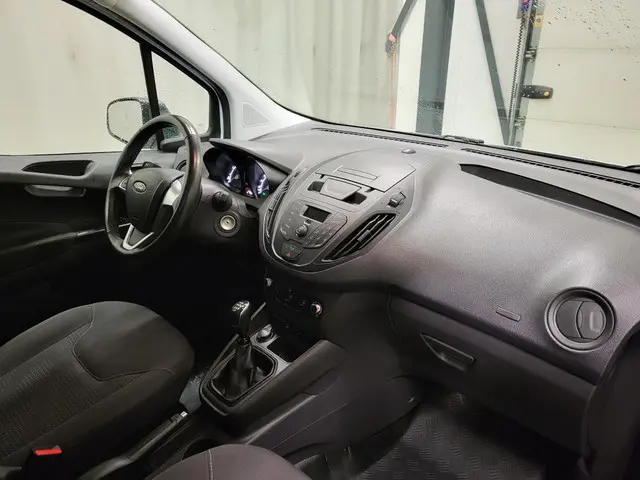 Ford Transit Courier 1.0EcoBoost Benzine! 2020 Benzine 7