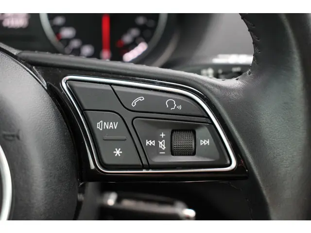 Audi Q2 1.4 TFSI | Limited | S-Tronic | Led | Navi 2018 Benzine 33
