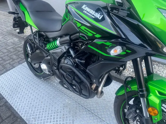 Kawasaki Versys 650 ABS 2017 Benzine 8