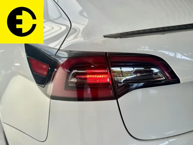 Tesla Model 3 Standard RWD Plus 60 kWh 2021 Elektrisch 36