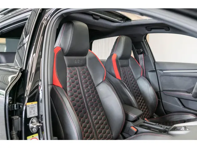 Audi RS3 2.5 TFSI quattro HUD Pano B&O PPF 2022 Benzine 28