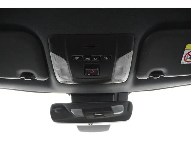 Toyota Corolla 2.0 Hybrid Bi-tone 2019 Hybride Benzine 30