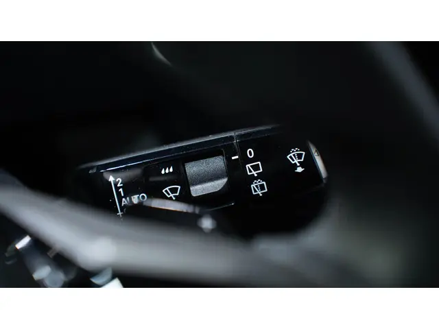 Peugeot 5008 1.2 PureTech Allure 2024 Benzine 26