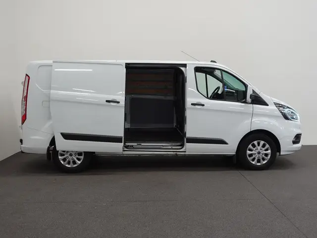 Ford Transit Custom 300 2.0 TDCI L2H1 Trend 2023 Diesel 42