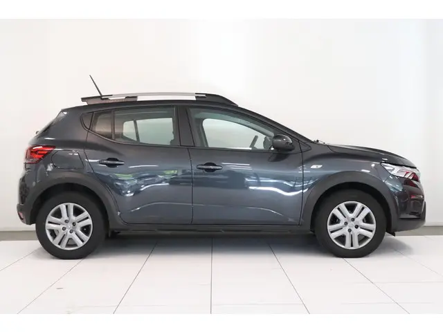 Dacia Sandero Stepway 1.0 TCe 90 Comfort 2023 Benzine 17