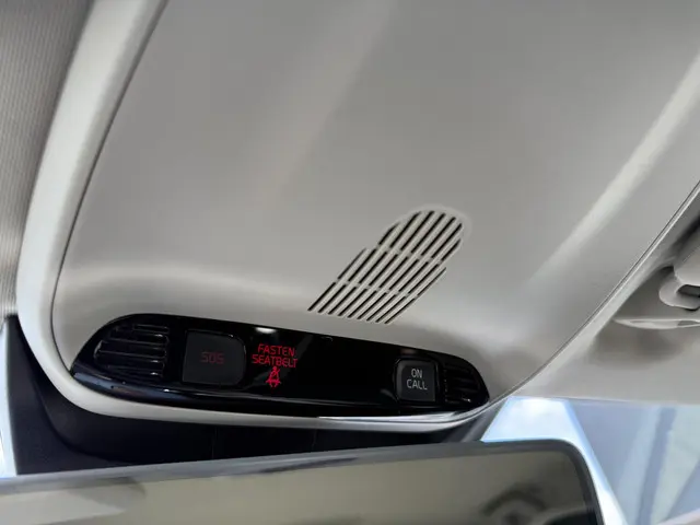 Volvo V40 1.5 T3 Dynamic Edition 2018 Benzine 19