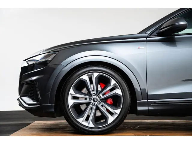 Audi Q8 55 TFSI quattro Pro Line Plus 2020 Benzine 8