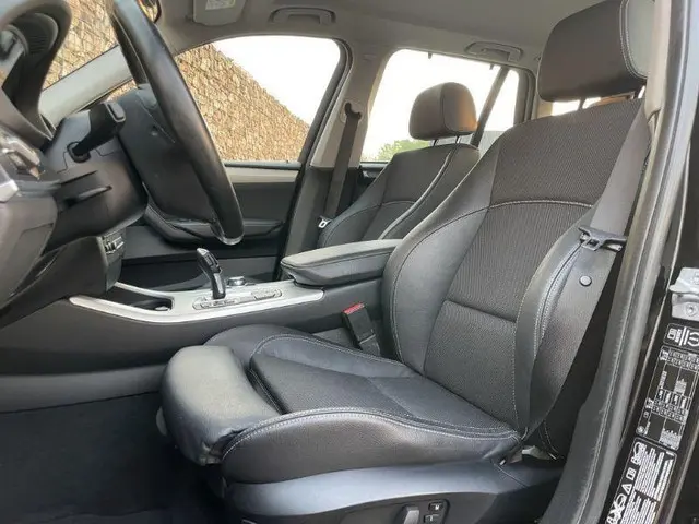 BMW X3 XDrive28i Executive 2015 Benzine 9