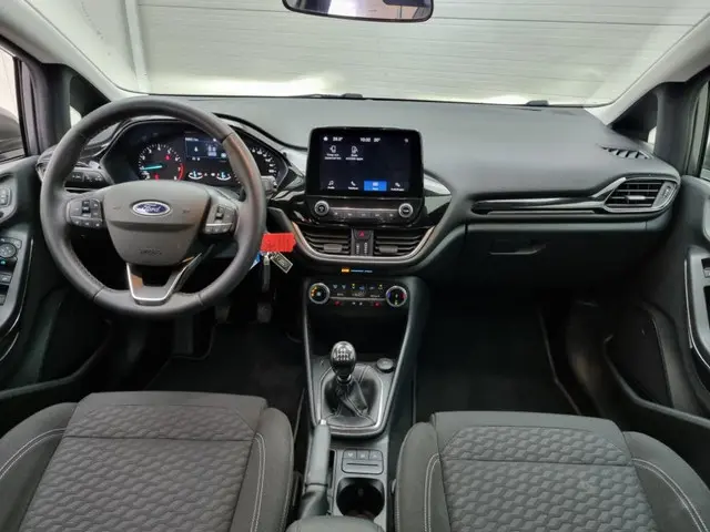 Ford Fiesta 1.0 EcoBoost Hybrid Titanium 2022 Benzine 8