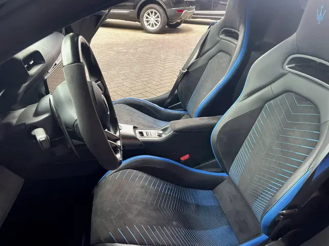 Maserati MC20 3.0 V6 2023 Benzine 2