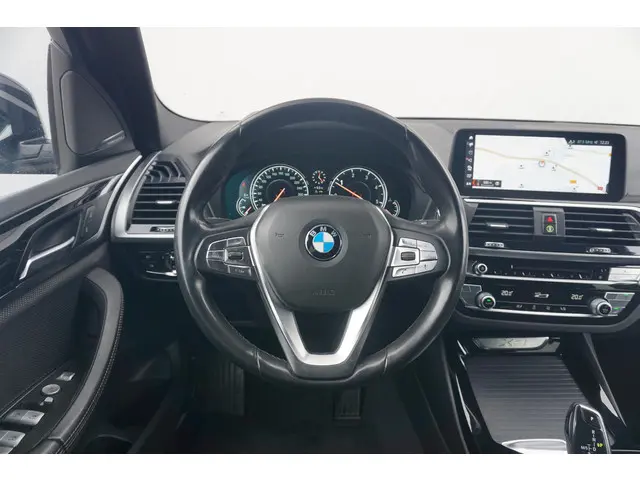 BMW X3 sDrive18d 2019 Diesel 9