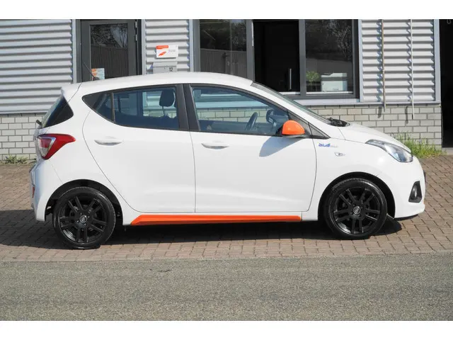 Hyundai i10 1.0i i-Motion Comfort NAVI APP'S 2014 Benzine 13